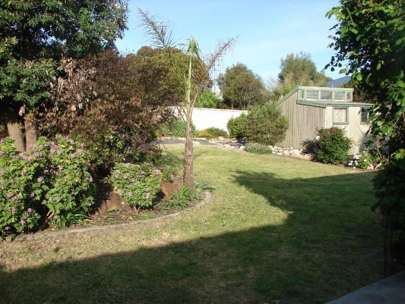 18 Marlborough Avenue, Victor Harbor SA 5211