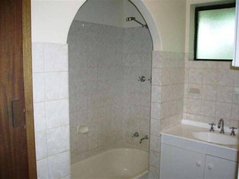 18 Marlborough Avenue, Victor Harbor SA 5211