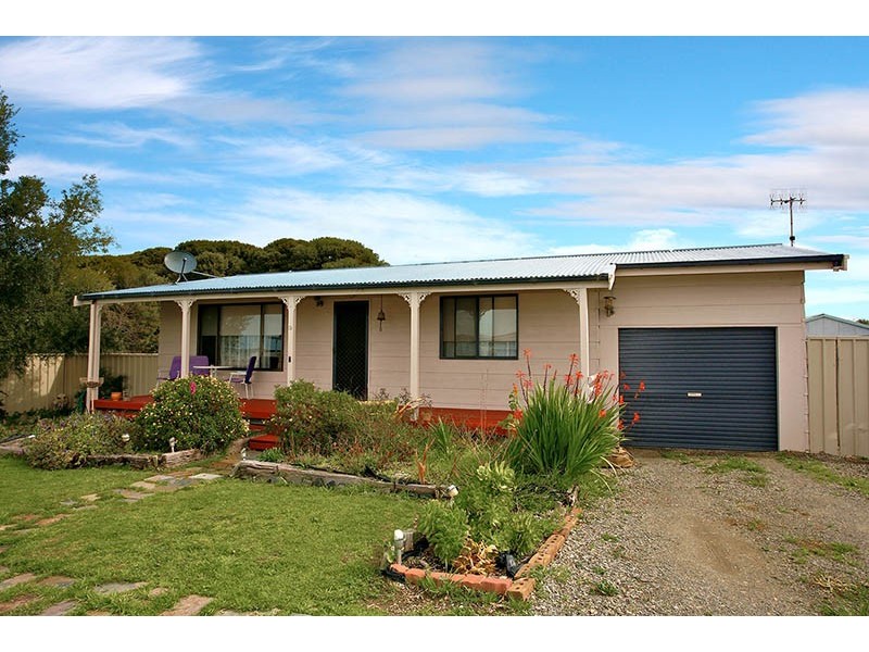 9 Cameron Street, Port Elliot SA 5212