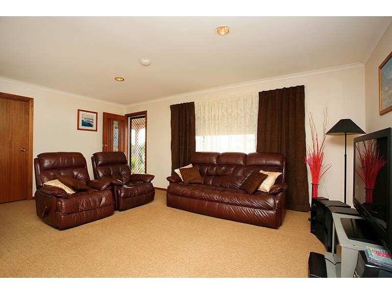 9 Cameron Street, Port Elliot SA 5212