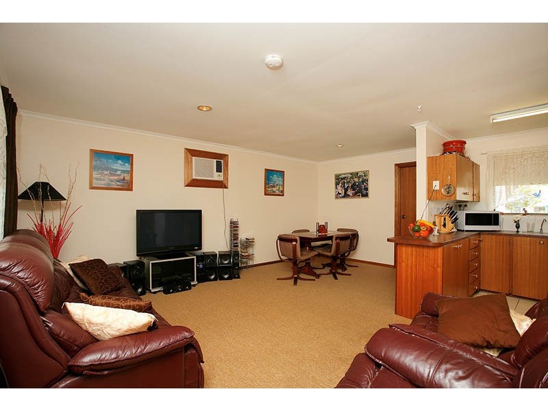 9 Cameron Street, Port Elliot SA 5212