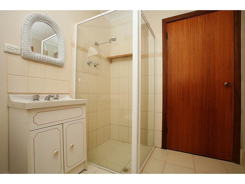 9 Cameron Street, Port Elliot SA 5212