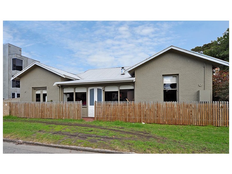 3 Peace Avenue, Victor Harbor SA 5211