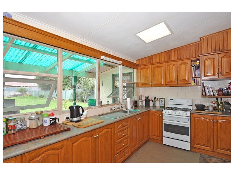 3 Peace Avenue, Victor Harbor SA 5211