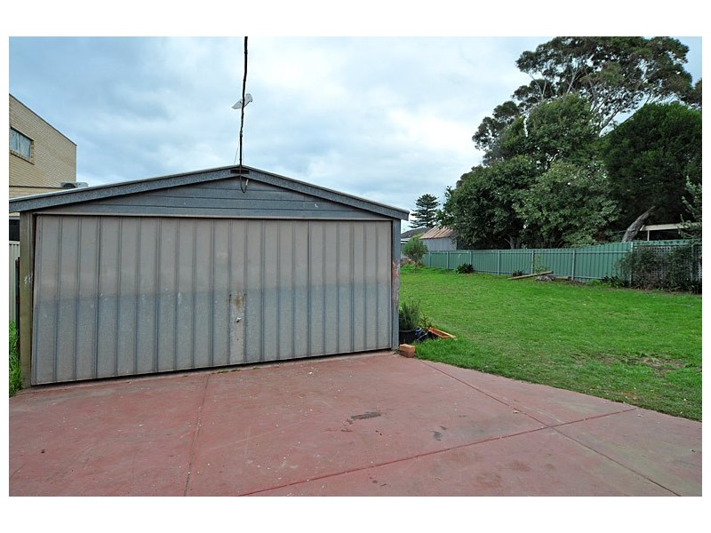 3 Peace Avenue, Victor Harbor SA 5211
