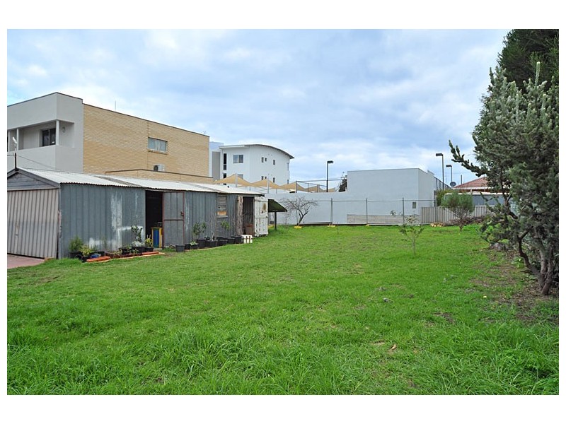 3 Peace Avenue, Victor Harbor SA 5211