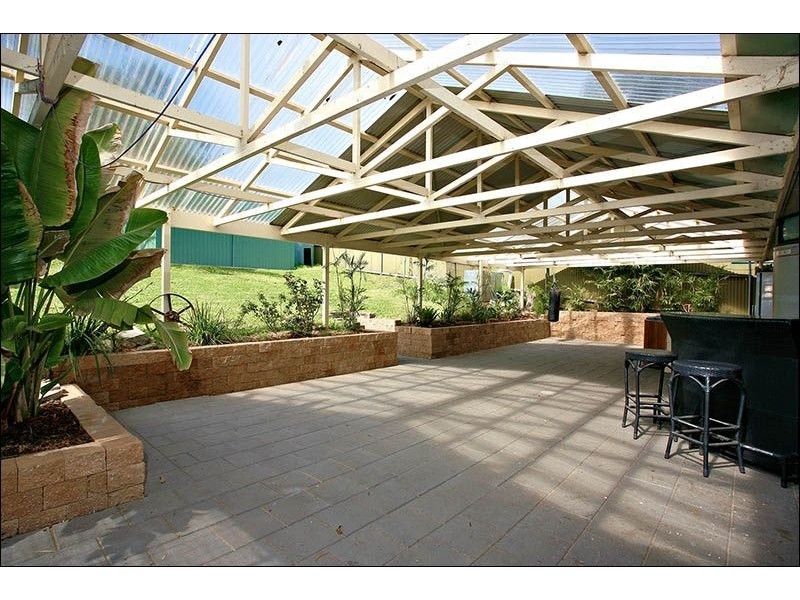 18 Holder Road, Victor Harbor SA 5211