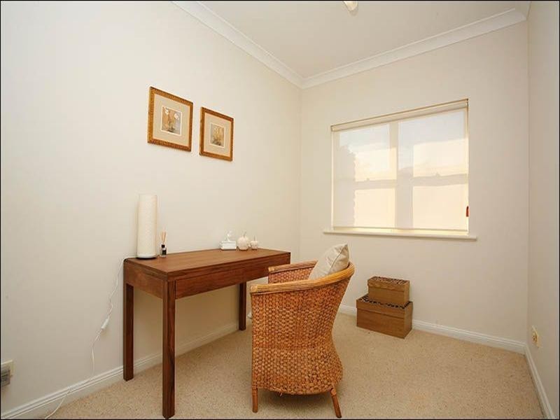 10 Galpin Avenue, Victor Harbor SA 5211