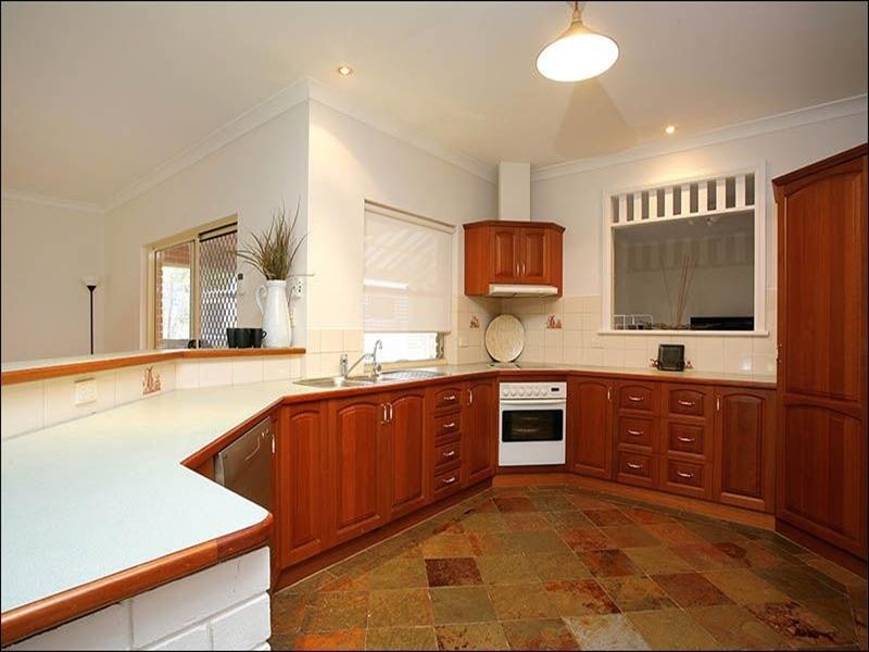 10 Galpin Avenue, Victor Harbor SA 5211