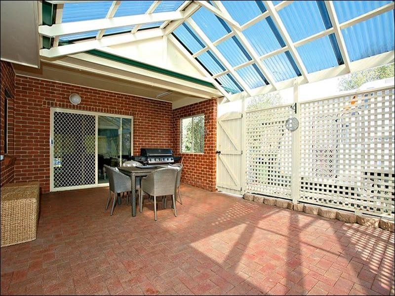 10 Galpin Avenue, Victor Harbor SA 5211