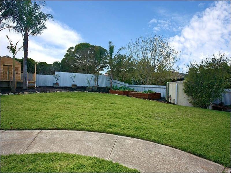 10 Galpin Avenue, Victor Harbor SA 5211