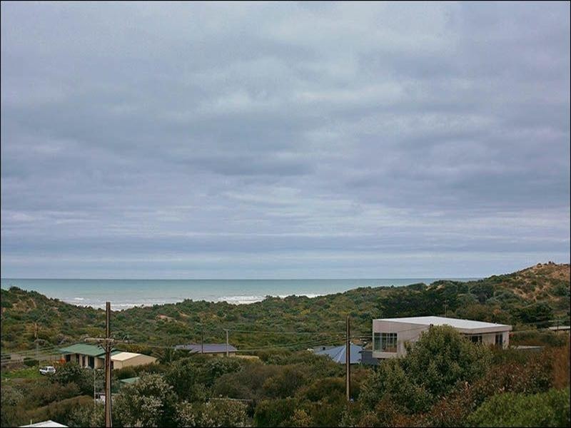 13 Neighbour Avenue, Goolwa Beach SA 5214