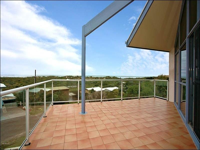 13 Neighbour Avenue, Goolwa Beach SA 5214