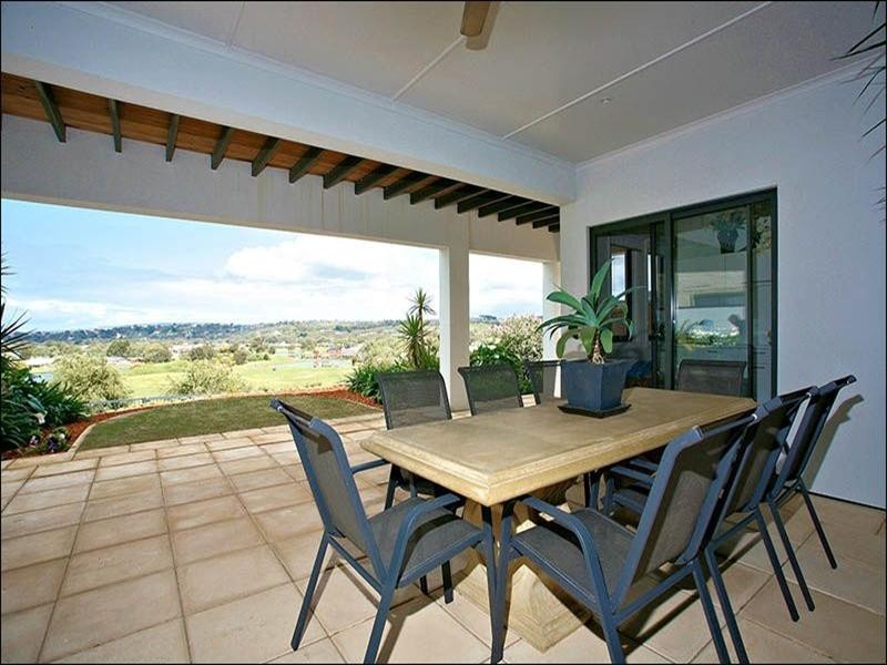 138 Coromandel Drive, Mccracken SA 5211