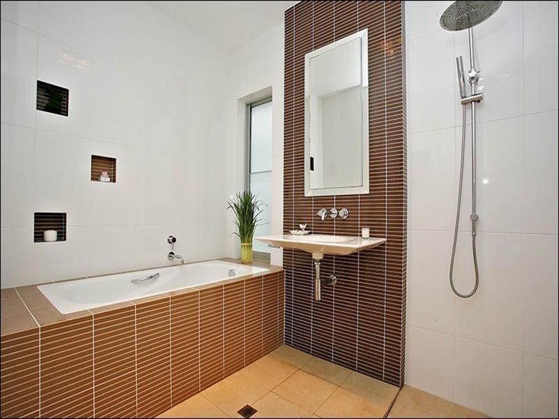 4 Acraman Street, Victor Harbor SA 5211