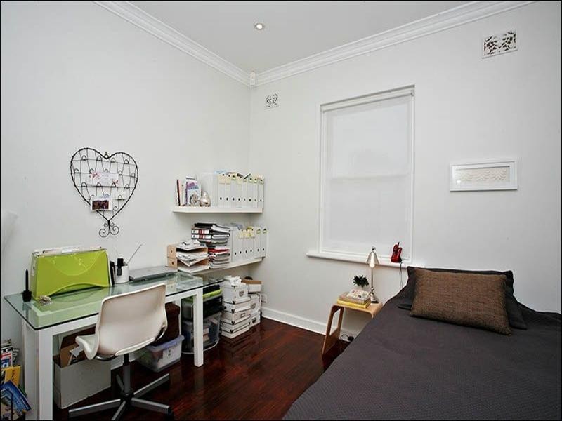 4 Acraman Street, Victor Harbor SA 5211