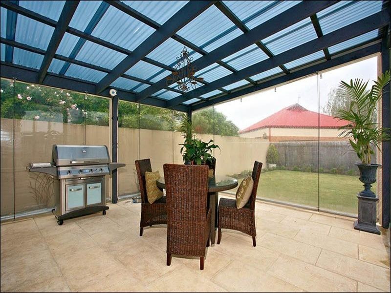 4 Acraman Street, Victor Harbor SA 5211