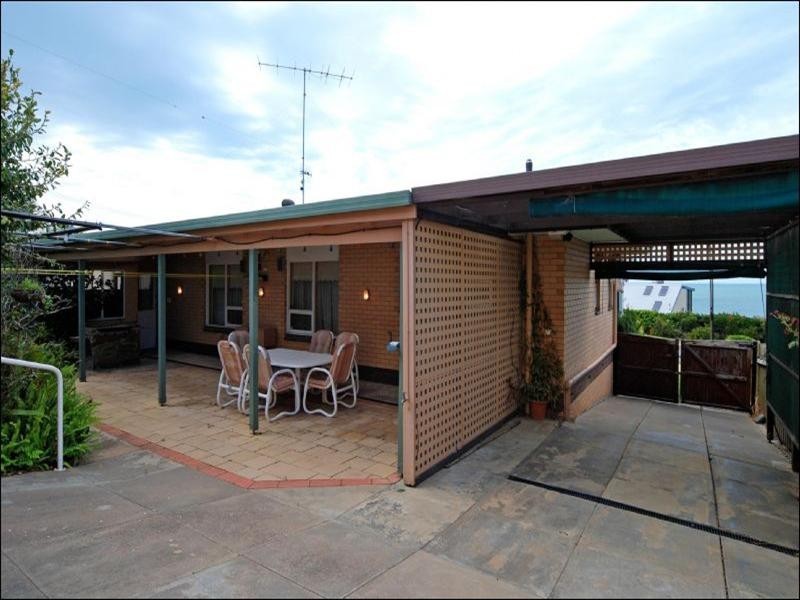 73 Hindmarsh Road, Victor Harbor SA 5211
