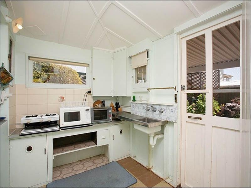 2a Henry Street, Port Elliot SA 5212