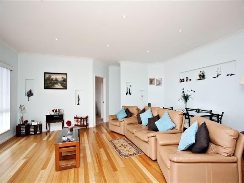 25 Southern Right Crescent, Encounter Bay SA 5211