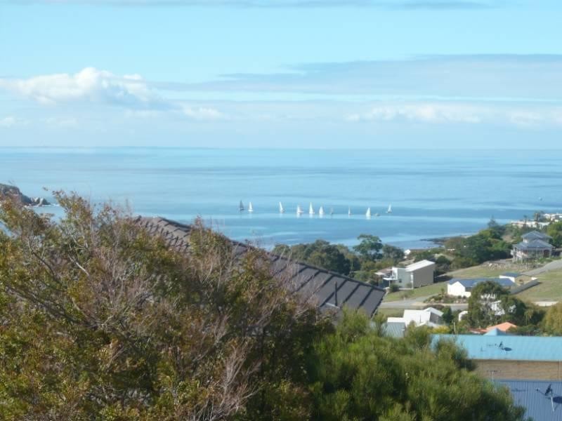 25 Southern Right Crescent, Encounter Bay SA 5211