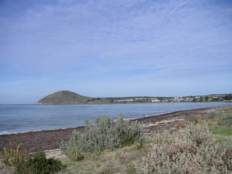 Corner Tabernacle Rd and Giles Street, Encounter Bay SA 5211