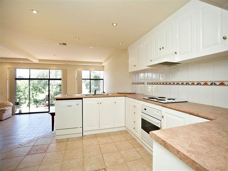 92a Rapid Drive, Mccracken SA 5211