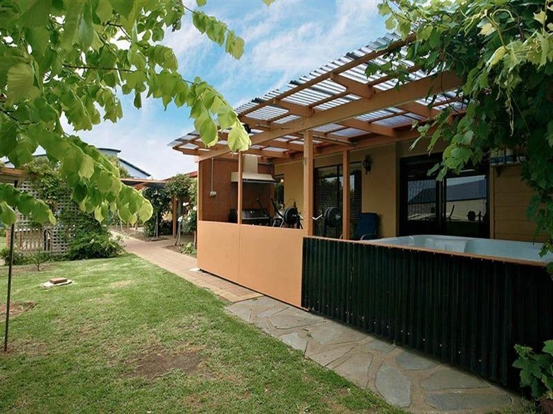 106 Battye Road, Encounter Bay SA 5211