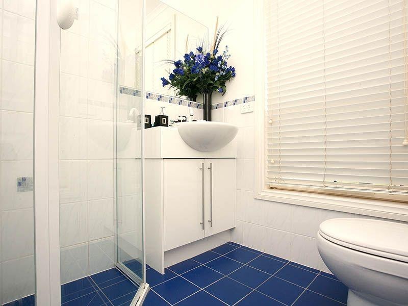 8 Sweetman Avenue, Encounter Bay SA 5211