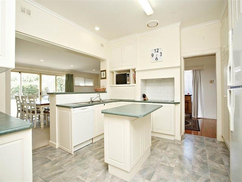 39 Strangways Avenue, Hayborough SA 5211