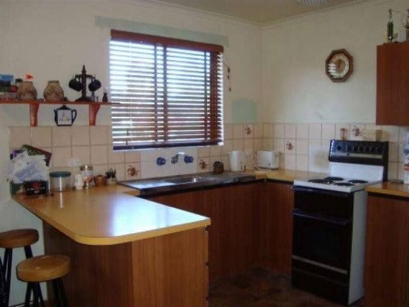 188 Canterbury Road, Victor Harbor SA 5211