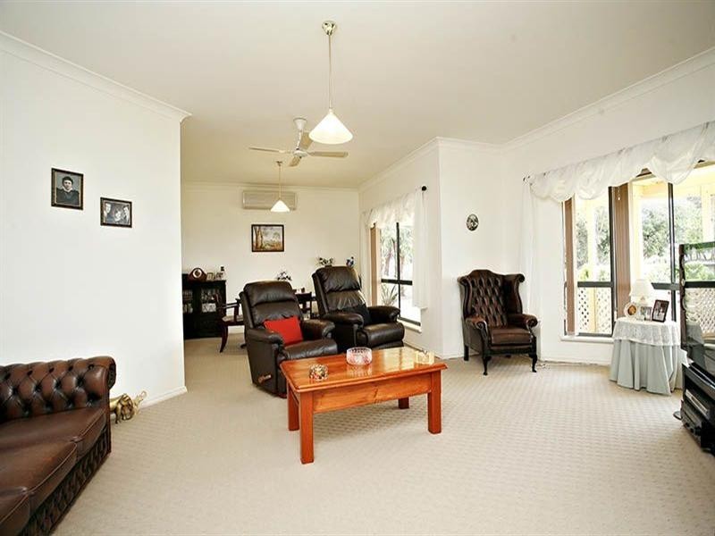 9 Vanali Drive, Port Elliot SA 5212