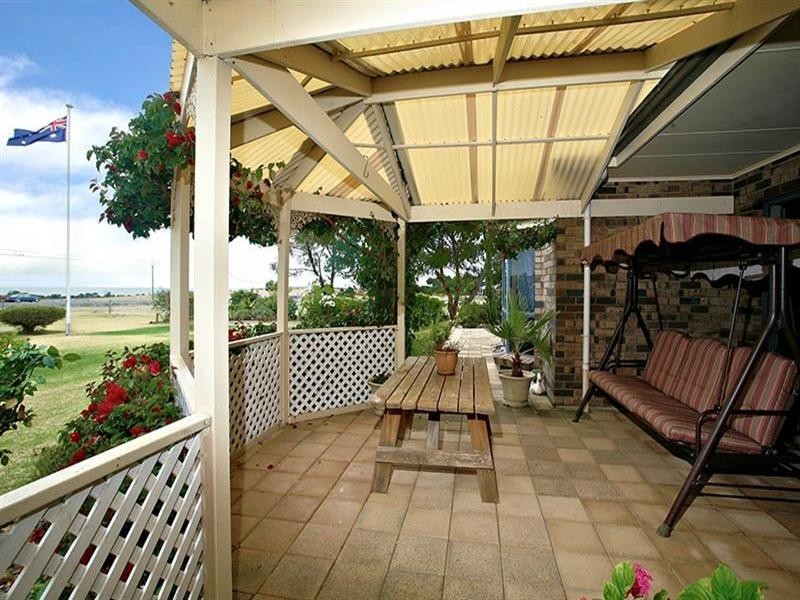 9 Vanali Drive, Port Elliot SA 5212