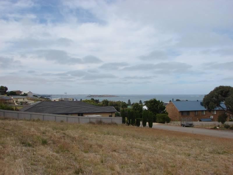 10 Davies Street, Encounter Bay SA 5211
