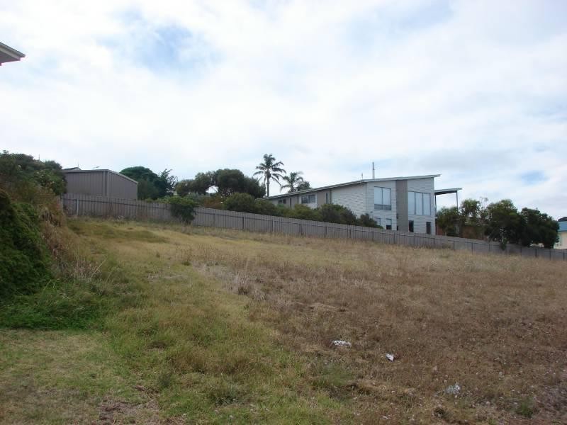 10 Davies Street, Encounter Bay SA 5211