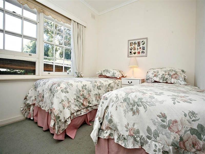 30 The Parkway, Victor Harbor SA 5211
