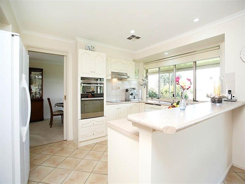 3 Vanali Drive, Port Elliot SA 5212