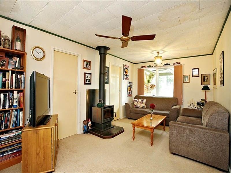 16 Folkestone Terrace, Victor Harbor SA 5211