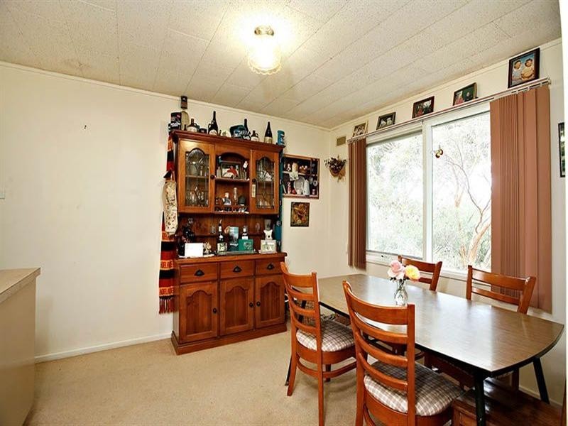 16 Folkestone Terrace, Victor Harbor SA 5211