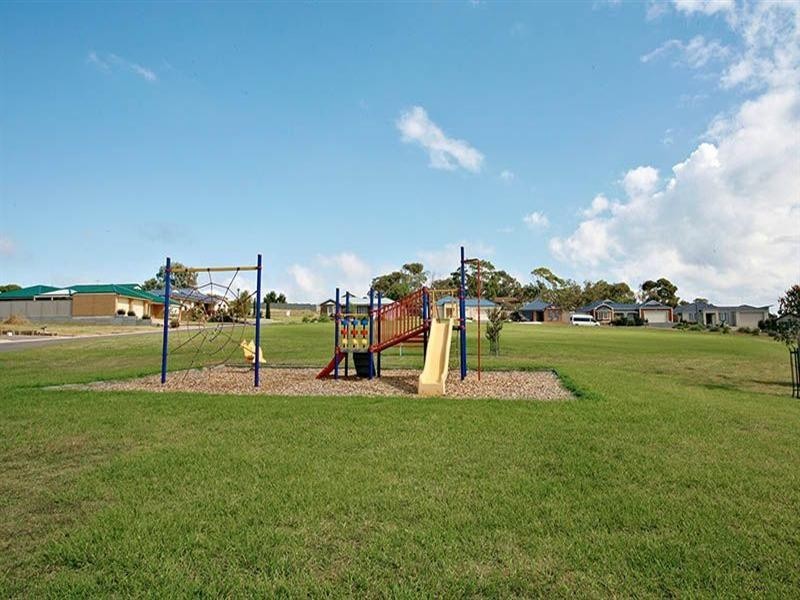 12 Drummond Circuit, Hayborough SA 5211