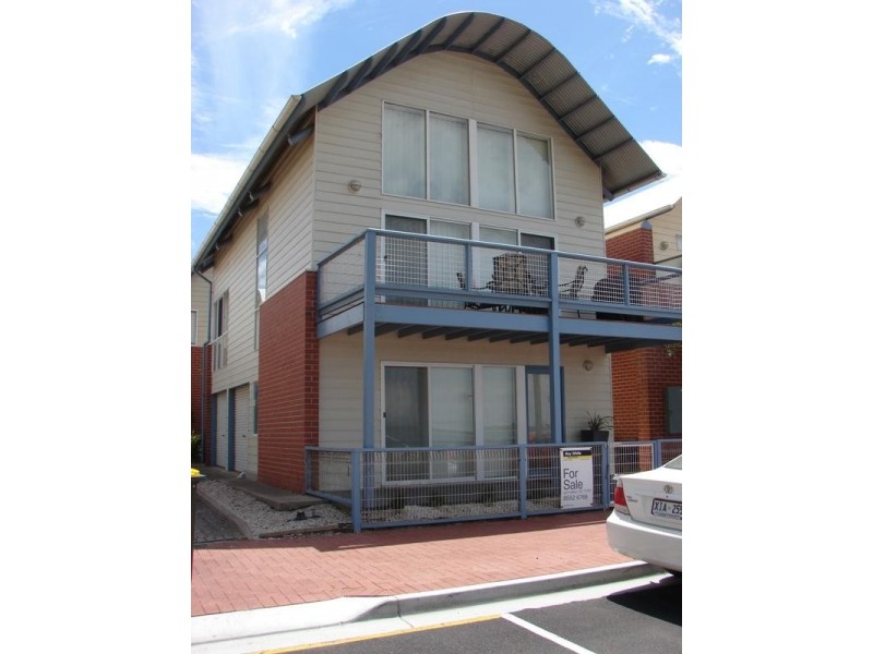 Unit 1/16 Flinders Parade, Victor Harbor SA 5211