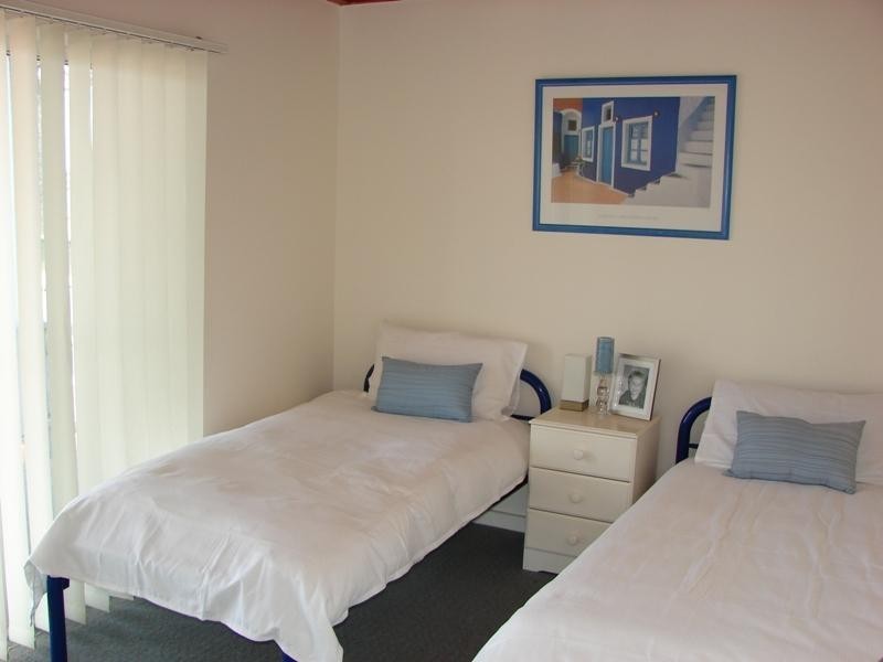 Unit 1/16 Flinders Parade, Victor Harbor SA 5211