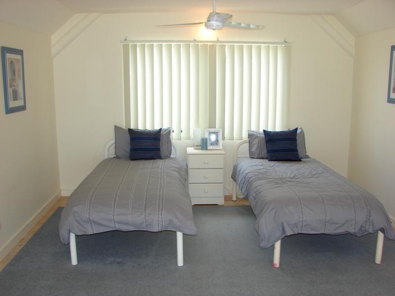Unit 1/16 Flinders Parade, Victor Harbor SA 5211