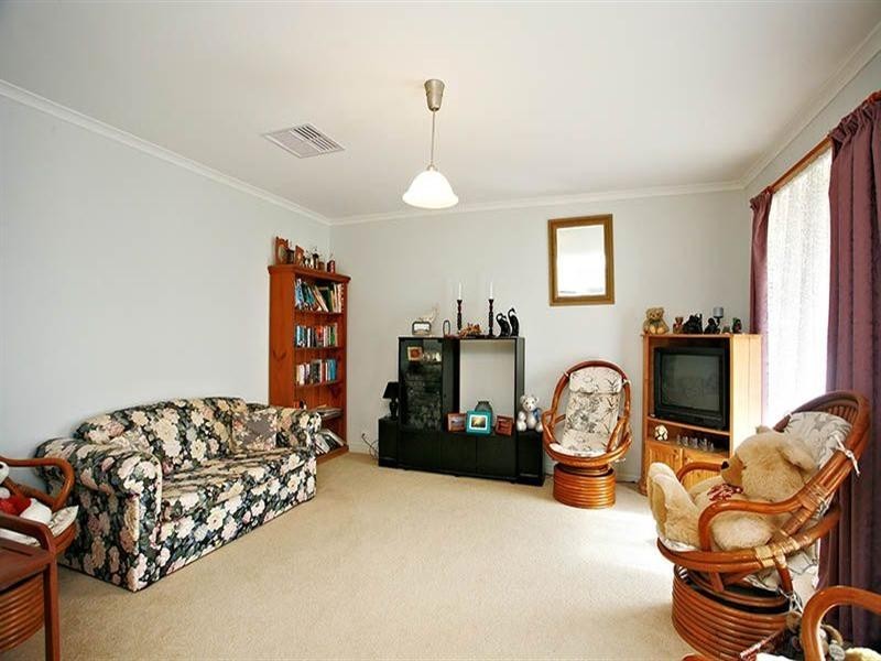 57 Parker Avenue, Strathalbyn SA 5255