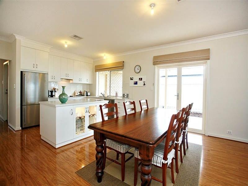 11 Cinema Court, Port Elliot SA 5212