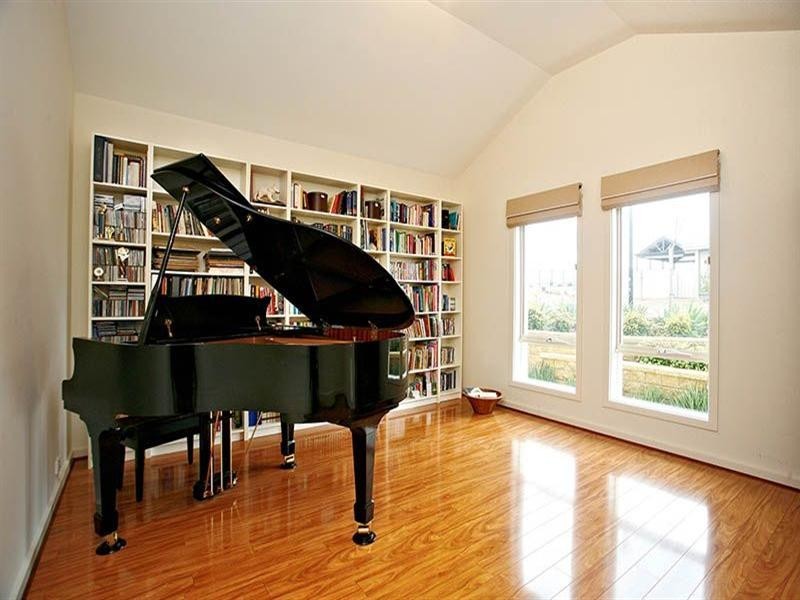 11 Cinema Court, Port Elliot SA 5212