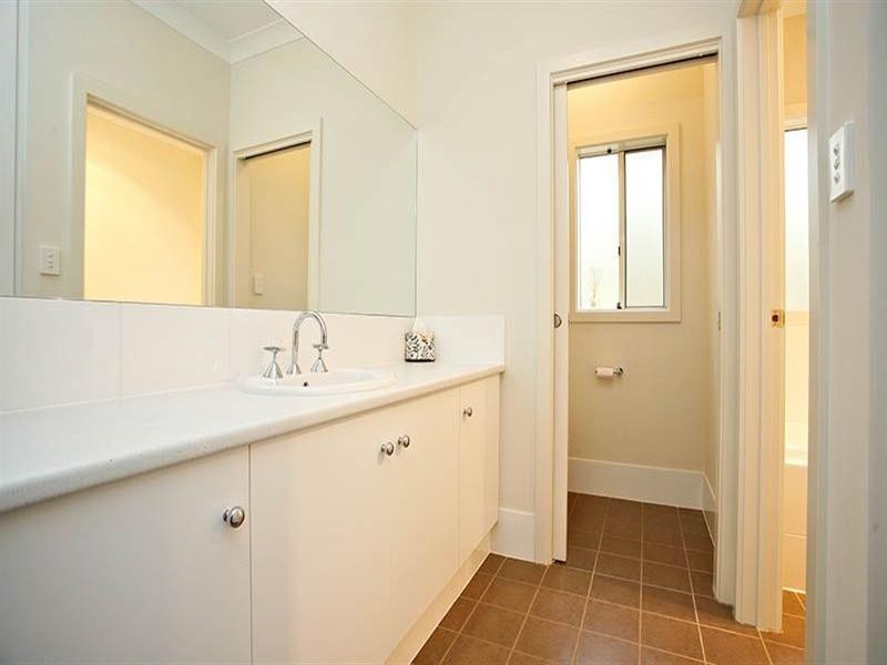 11 Cinema Court, Port Elliot SA 5212