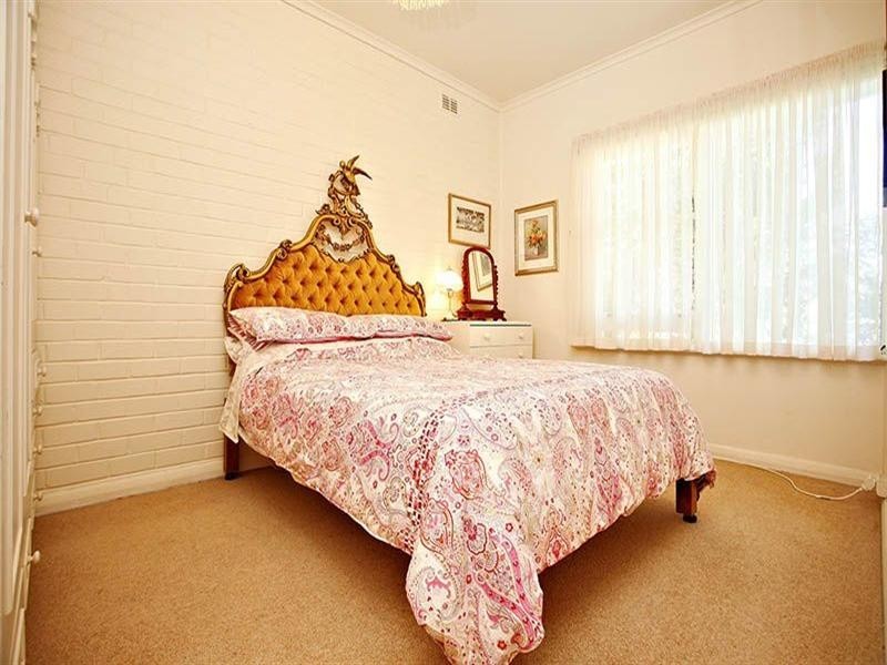 17 Riverview Road, Victor Harbor SA 5211