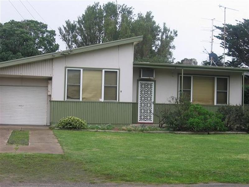 8 Seaview Road, Middleton SA 5213