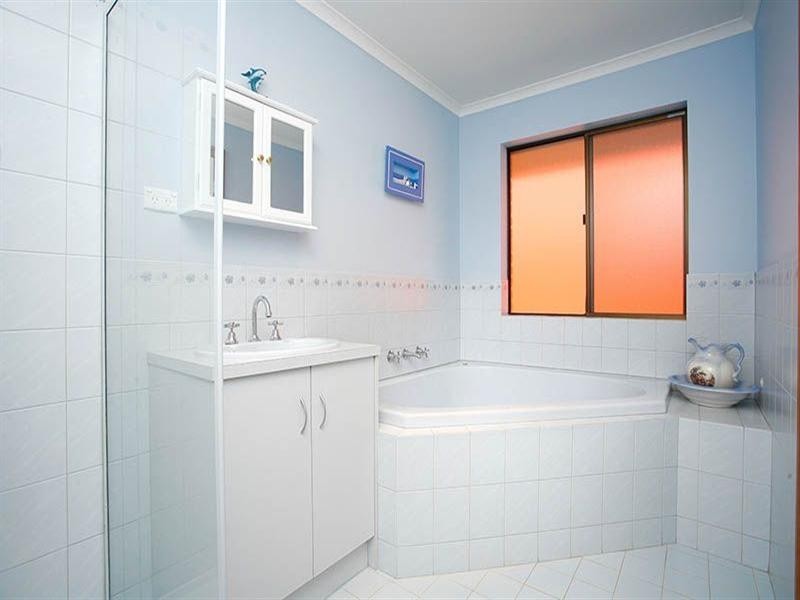 16 Trigg Street, Port Elliot SA 5212